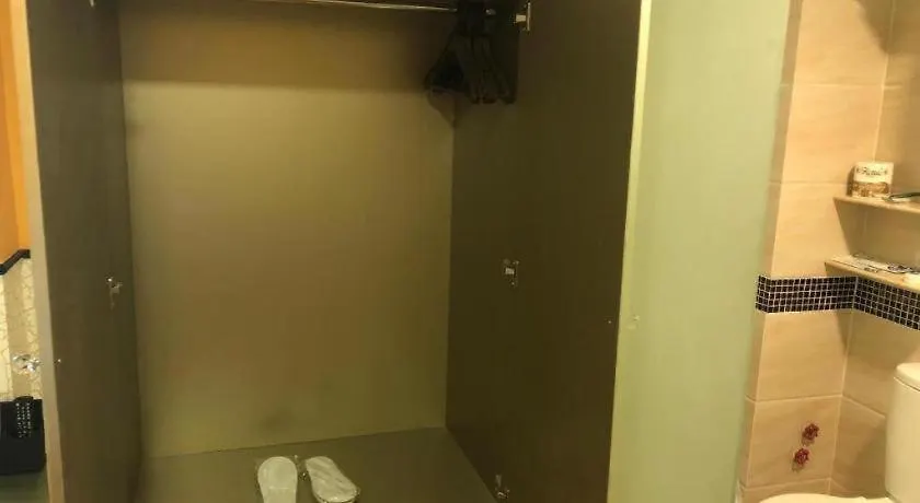 **  מקאו Happy Family Hotel סין