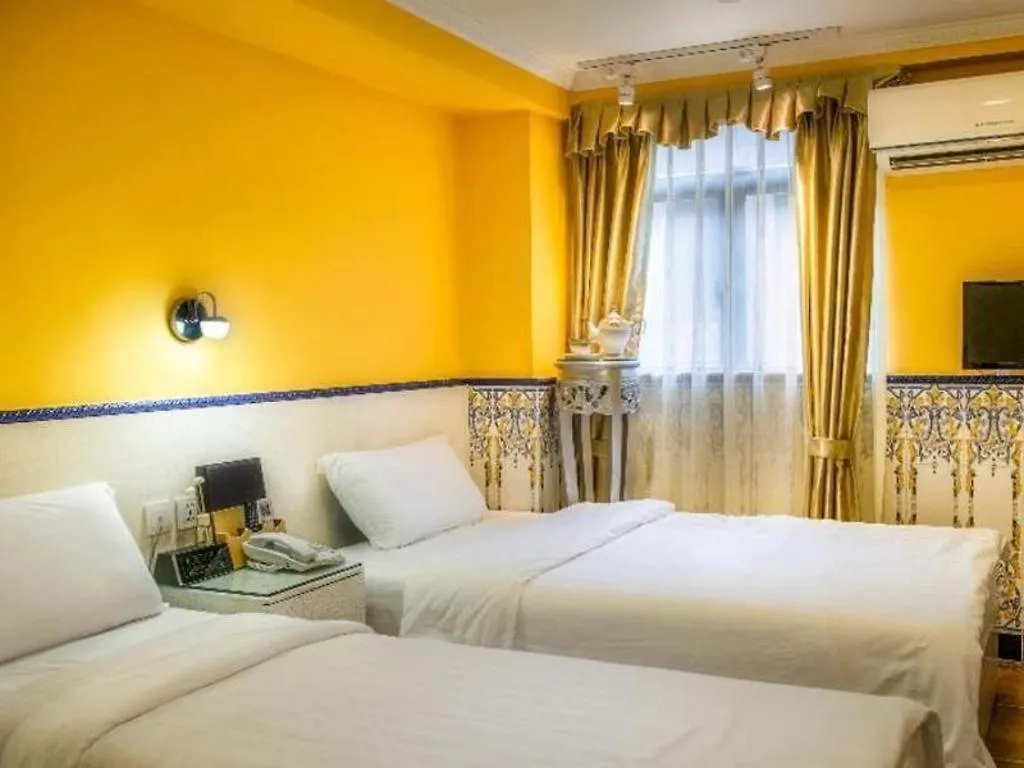 **  Happy Family Hotel Makao Çin